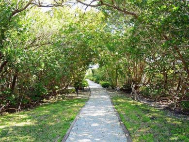 Vacation Townhome Walk to Longboat Beach Vacation Townhome Walk to Longboat Beach